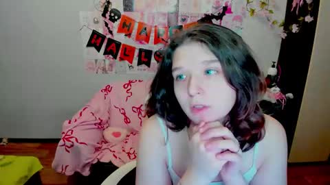 Kate online show from 25, 10, 2025