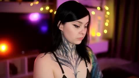 acid_pie online show from 17, 2, 2025