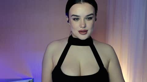 my inst   love inside 17 online show from 8, 2, 2025