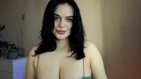 my inst   love inside 17 online show from 16, 2, 2025