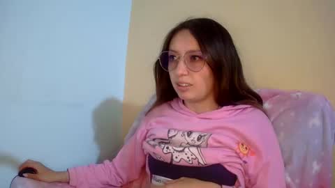 Ada naugthy28 online show from 10, 3, 2025