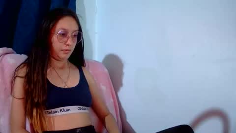 Ada naugthy28 online show from 7, 10, 2025