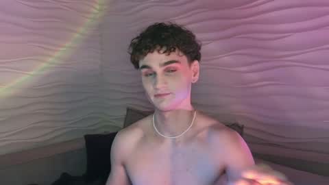 Snapshot of adam_21cm chatting on 12, 12, 2024 Adam online show from 12, 12, 2024