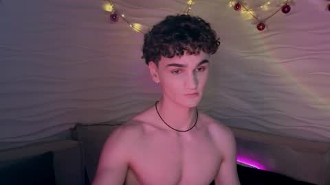 Snapshot of adam_21cm chatting on 9, 1, 2025 Adam online show from 9, 1, 2025