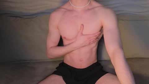 Snapshot of adam_21cm chatting on 7, 11, 2025 Adam online show from 7, 11, 2025