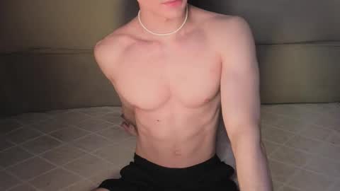 Snapshot of adam_21cm chatting on 21, 12, 2025 Adam online show from 21, 12, 2025