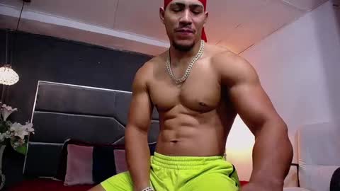 adam_fit19cm online show from 18, 9, 2025