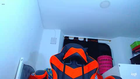 adam hot11 online show from 24, 11, 2025