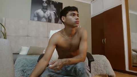 adam_piarse online show from 29, 9, 2025