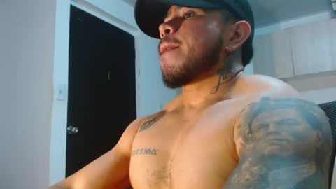 Snapshot of adam_shilder7 chatting on 29, 4, 2026 adam shilder7 online show from 29, 4, 2026