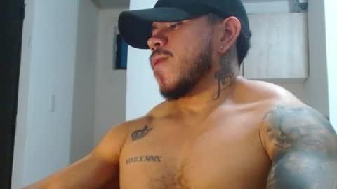 Snapshot of adam_shilder7 chatting on 19, 5, 2026 adam shilder7 online show from 19, 5, 2026
