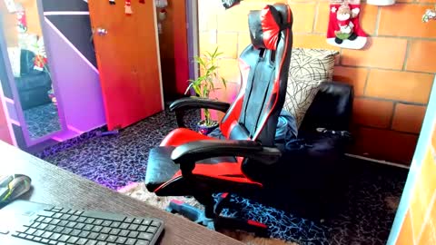 Adam Valencia online show from 28, 12, 2024