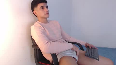 Hello guys excuse my absence I will be absent for several days for health reasons I hope you understand thank you very much. online show from 7, 11, 2025