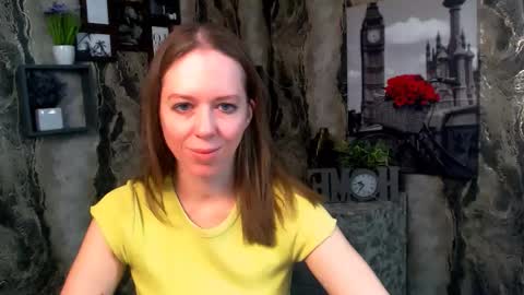 Snapshot of adamais_ chatting on 19, 11, 2025 adamais_ online show from 19, 11, 2025