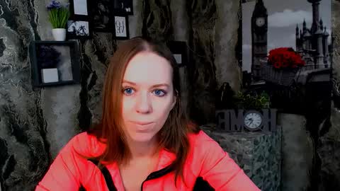 Snapshot of adamais_ chatting on 25, 11, 2025 adamais_ online show from 25, 11, 2025