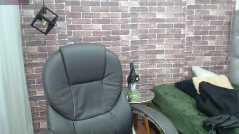 Snapshot of adamcoox chatting on 12, 1, 2025 Adam online show from 12, 1, 2025