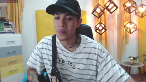 Snapshot of adamcoox chatting on 25, 1, 2025 Adam online show from 25, 1, 2025