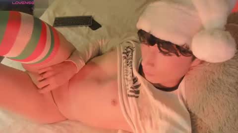 Snapshot of adamdayt chatting on 24, 12, 2024 Adam Dayt online show from 24, 12, 2024