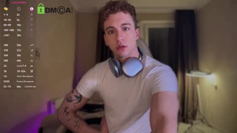 Hi Im Adam Glad to see u here 3 And its my first day online show from 11, 10, 2025