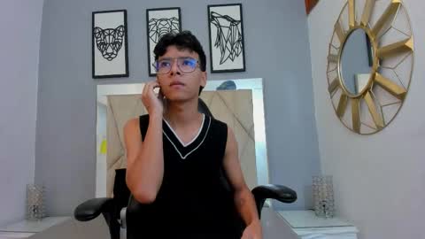 Adams Bobby online show from 25, 3, 2026