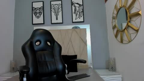 Adams Bobby online show from 28, 3, 2026