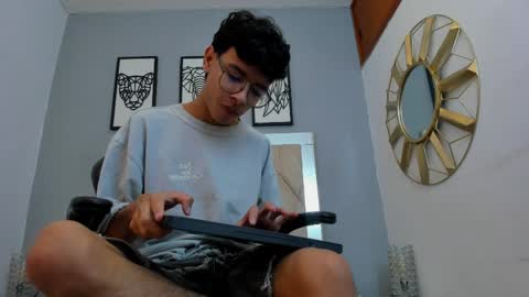 Adams Bobby online show from 30, 3, 2026