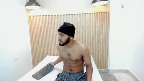 Snapshot of adamss_23 chatting on 8, 10, 2025 Adams online show from 8, 10, 2025