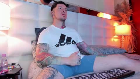 Snapshot of adamtatts chatting on 3, 11, 2025 Adam online show from 3, 11, 2025