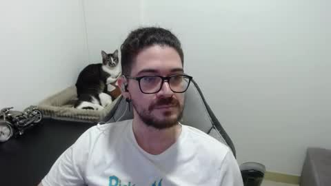 Adam online show from 24, 11, 2025