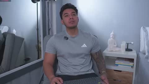 Snapshot of adan_johns chatting on 16, 6, 2026 Adan Johns online show from 16, 6, 2026
