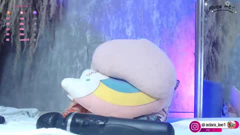 Snapshot of adara_lee chatting on 27, 10, 2025 sofi online show from 27, 10, 2025