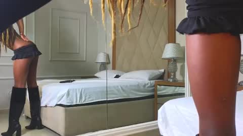 Snapshot of adarasmiith chatting on 13, 1, 2025 adarasmiith online show from 13, 1, 2025