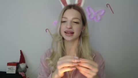 Snapshot of addie_collins chatting on 1, 1, 2025 Kristina online show from 1, 1, 2025
