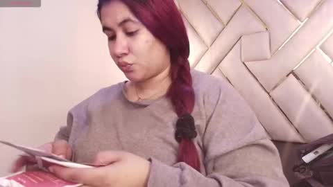 addy__02 online show from 25, 11, 2025