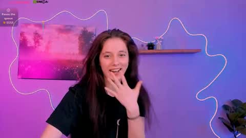 adel_sky_ online show from 18, 4, 2026