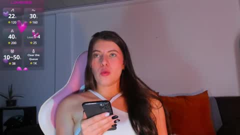 Snapshot of adela_parker chatting on 6, 3, 2025 Adela Parker  online show from 6, 3, 2025