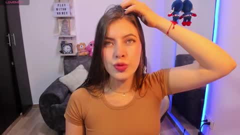 Snapshot of adela_parker chatting on 14, 10, 2025 Adela Parker  online show from 14, 10, 2025