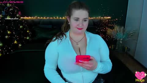 Snapshot of adele_sugar chatting on 7, 1, 2025 Your Adele online show from 7, 1, 2025