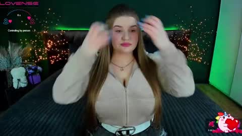 Snapshot of adele_sugar chatting on 20, 2, 2025 Your Adele online show from 20, 2, 2025