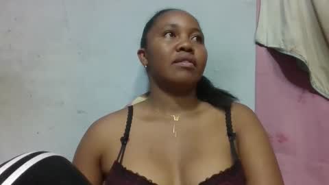 adelealy online show from 18, 5, 2026