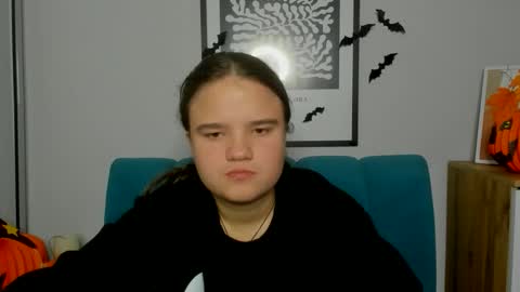 adelecruzz online show from 2, 11, 2025