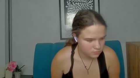 adelecruzz online show from 16, 2, 2026