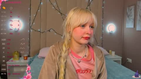 adelesilvy online show from 2, 4, 2026