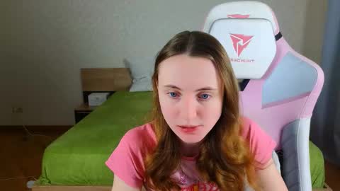 Snapshot of adelina_cowell chatting on 14, 12, 2025 Adelina online show from 14, 12, 2025