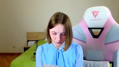 Snapshot of adelina_cowell chatting on 22, 2, 2026 Adelina online show from 22, 2, 2026