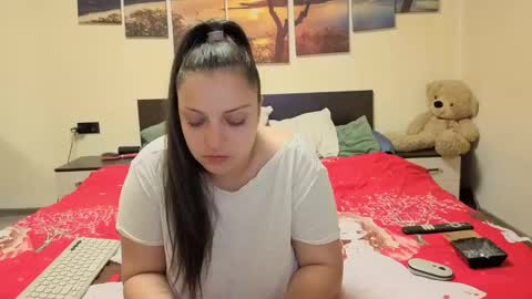 Snapshot of adellineee chatting on 28, 4, 2026 Adellineee online show from 28, 4, 2026