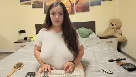 Snapshot of adellineee chatting on 22, 5, 2026 Adellineee online show from 22, 5, 2026