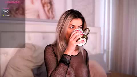 Adelyn online show from 2, 11, 2025