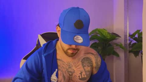 Ades online show from 5, 12, 2025