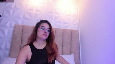 Snapshot of adhara_rousse_ chatting on 22, 9, 2025 ADHARA online show from 22, 9, 2025